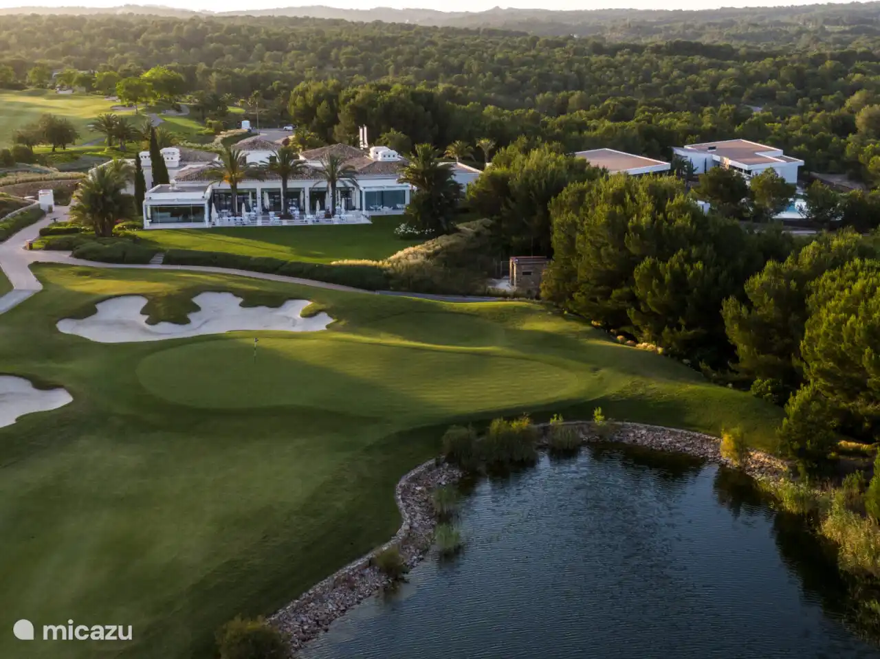 Clubhouse Las Colinas Golf