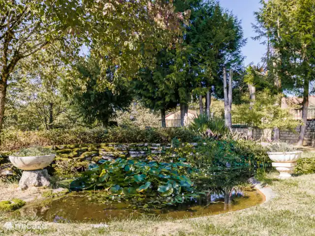 Villa les Deux Roues en Francia, Dordoña, Carsac - casa vacacional Jardín