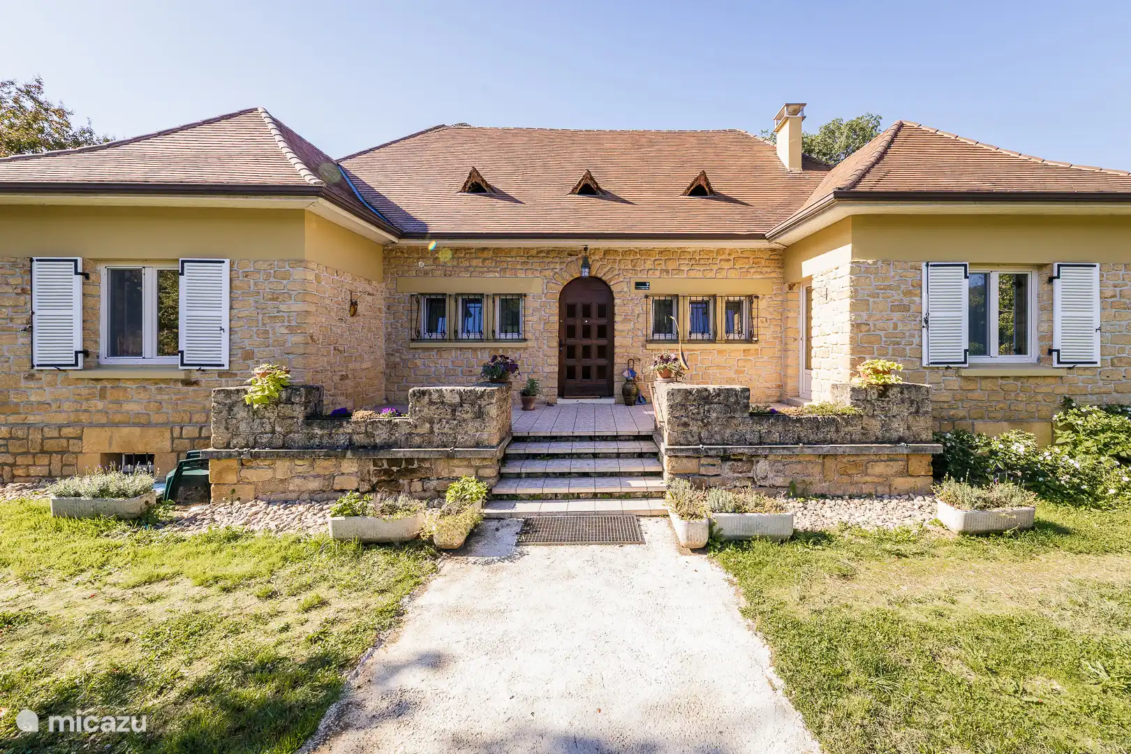 Vorderseite des Ferienhauses