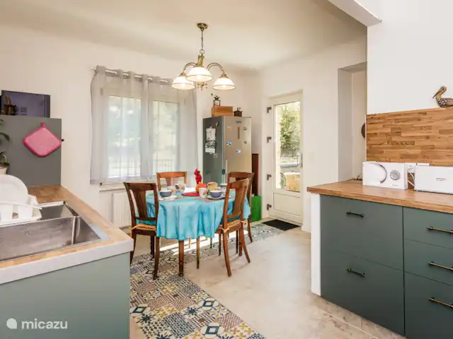 Villa les Deux Roues en Francia, Dordoña, Carsac - casa vacacional Cocina