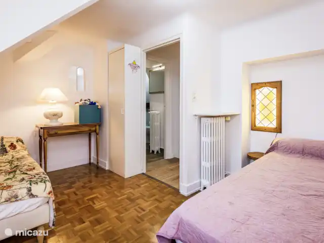 Villa les Deux Roues en Francia, Dordoña, Carsac - casa vacacional Dormitorio