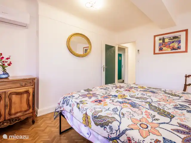 Villa les Deux Roues en Francia, Dordoña, Carsac - casa vacacional Dormitorio