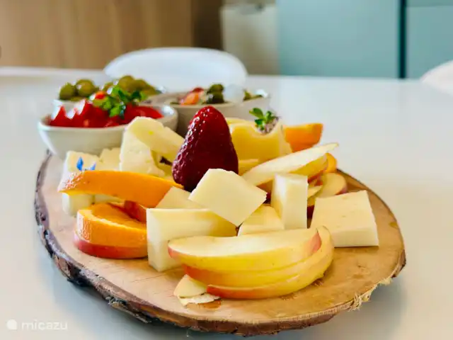 Bricco Aivè Belvedere - Réservé aux adultes | Italie, Piémont, Costigliole d'Asti - appartement Fruits frais pour le petit déjeuner.