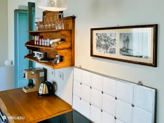 Bricco Aivè Belvedere - Réservé aux adultes | Italie, Piémont, Costigliole d'Asti - appartement Kitchenette avec machine à café et bouilloire