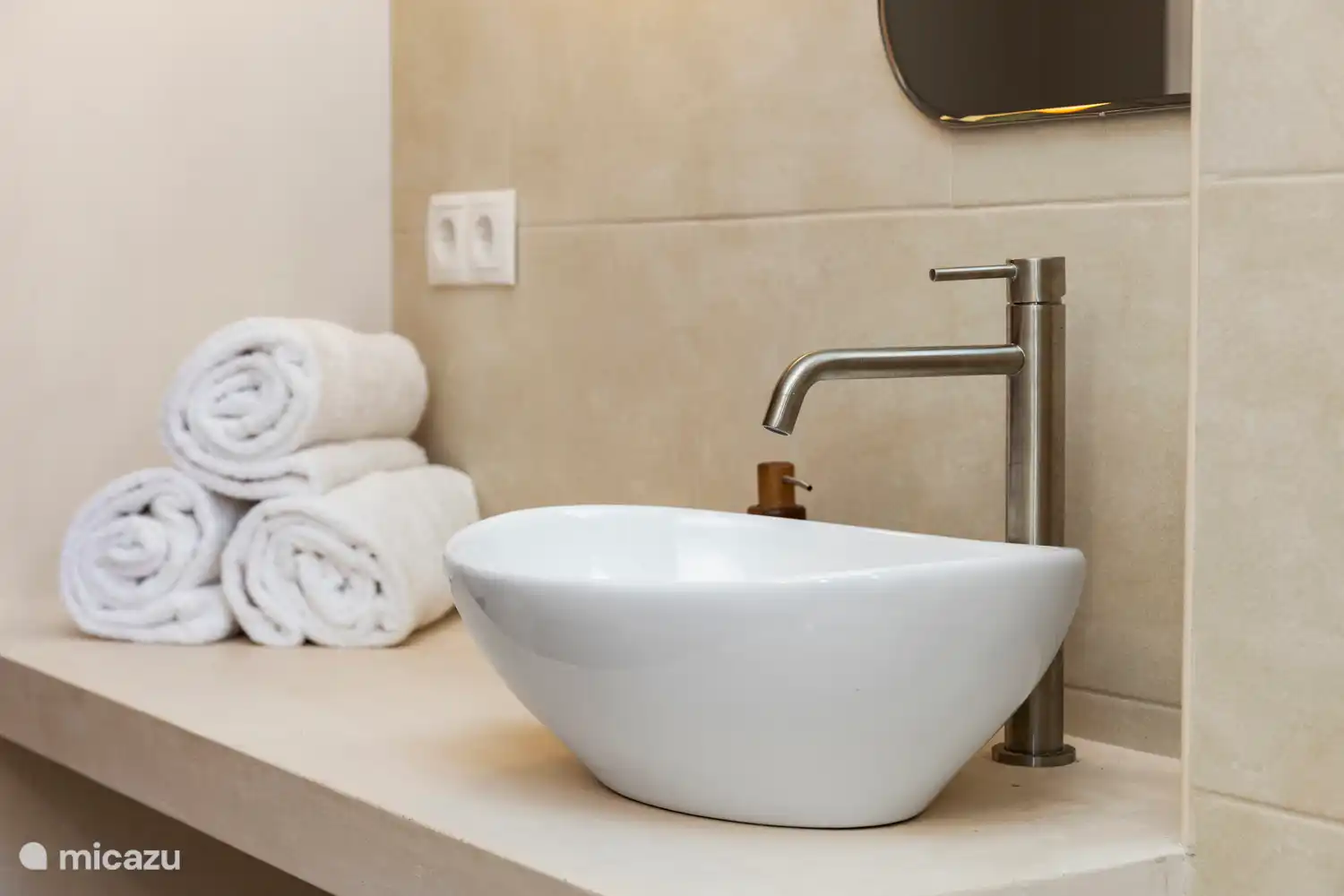 Badezimmer 4 befindet sich im Erdgeschoss