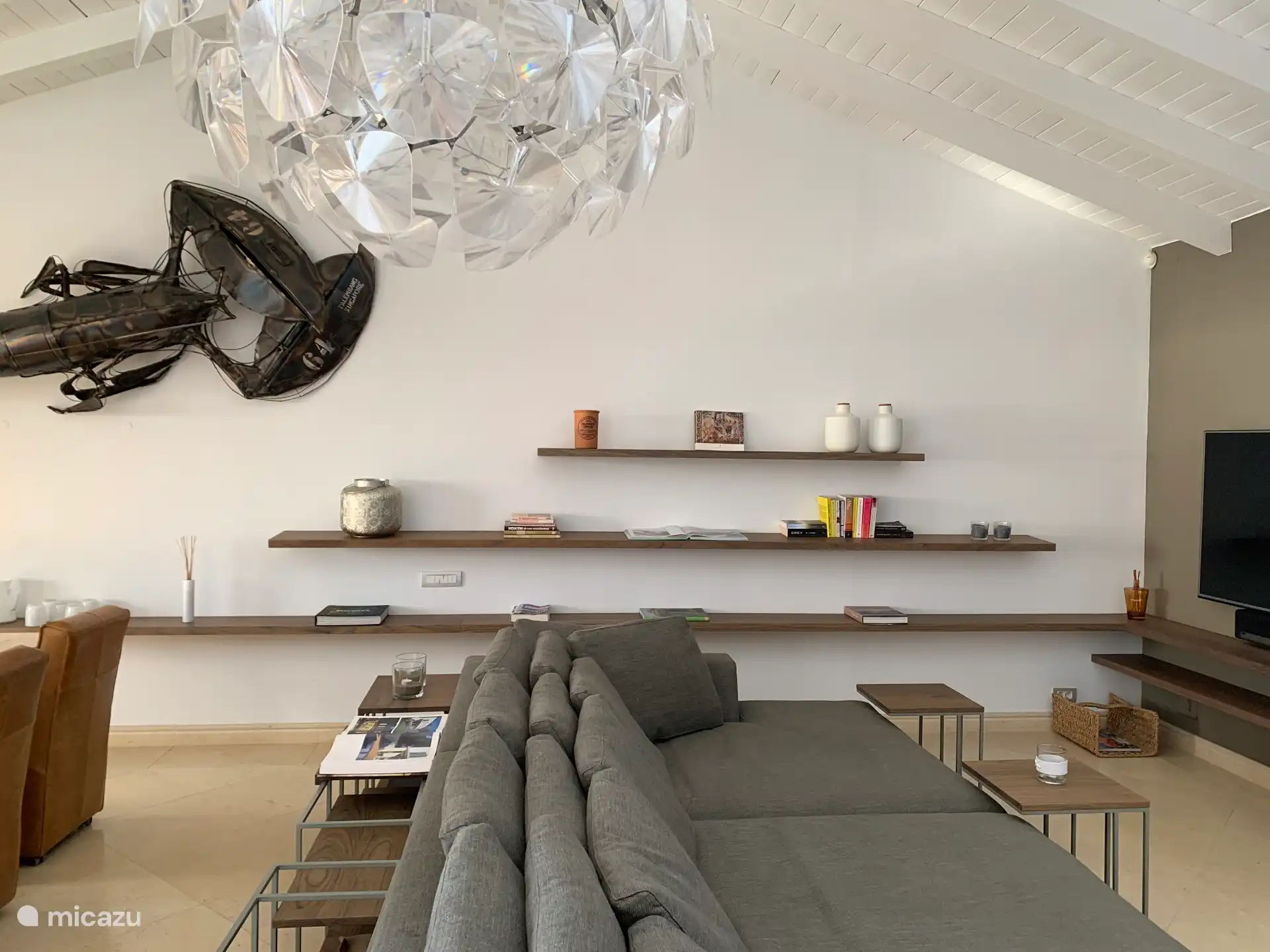 The penthouse is equipped with beautiful views.