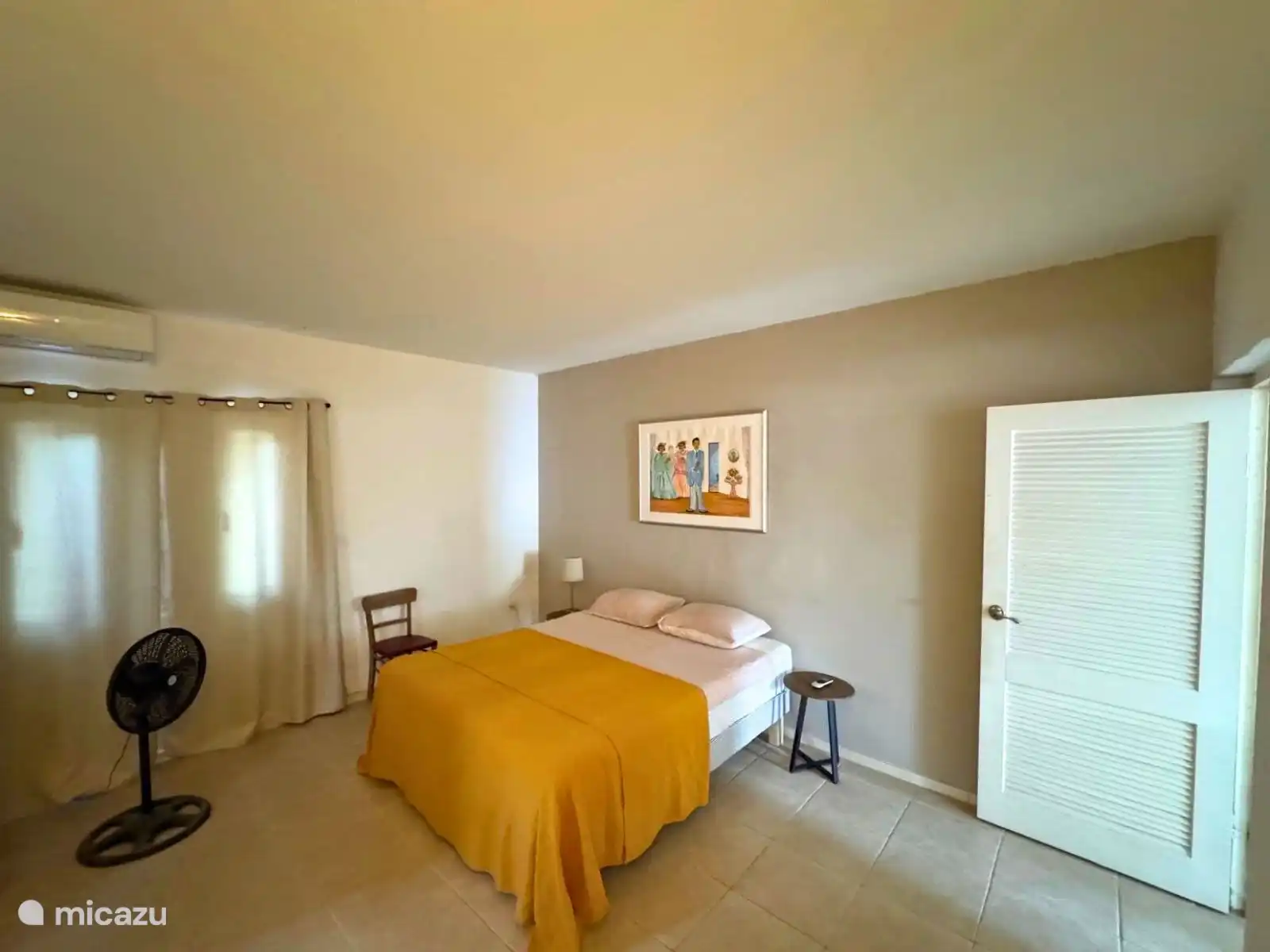 Schlafzimmer mit Klimaanlage