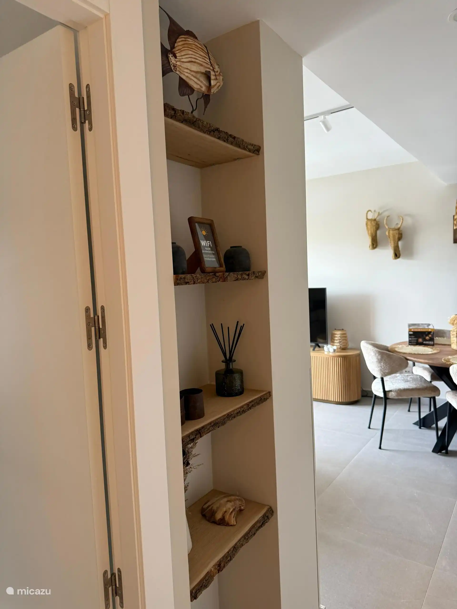 Wohnzimmer / Esszimmer