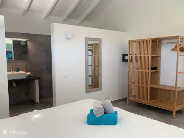 Villa Caribe Vista Royal en Curazao, Banda Arriba (este), Jan Thiel - villa Dormitorio 4 con baño apartamento