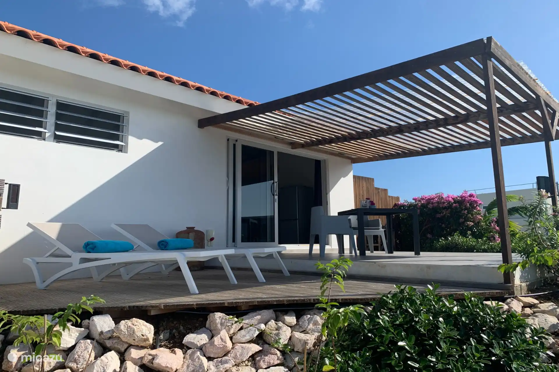 Wohnung mit Außenterrasse