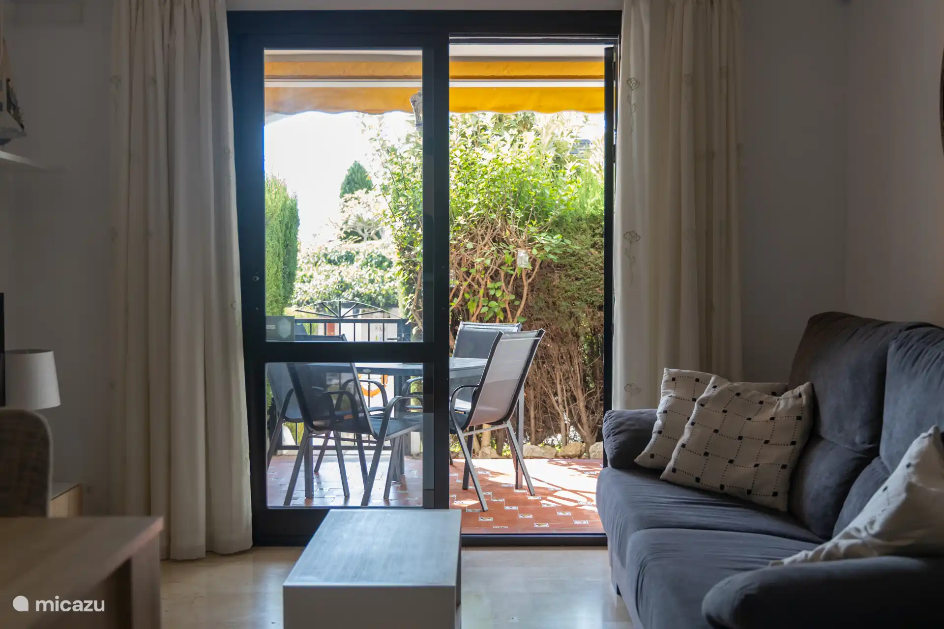 Blick auf die Terrasse