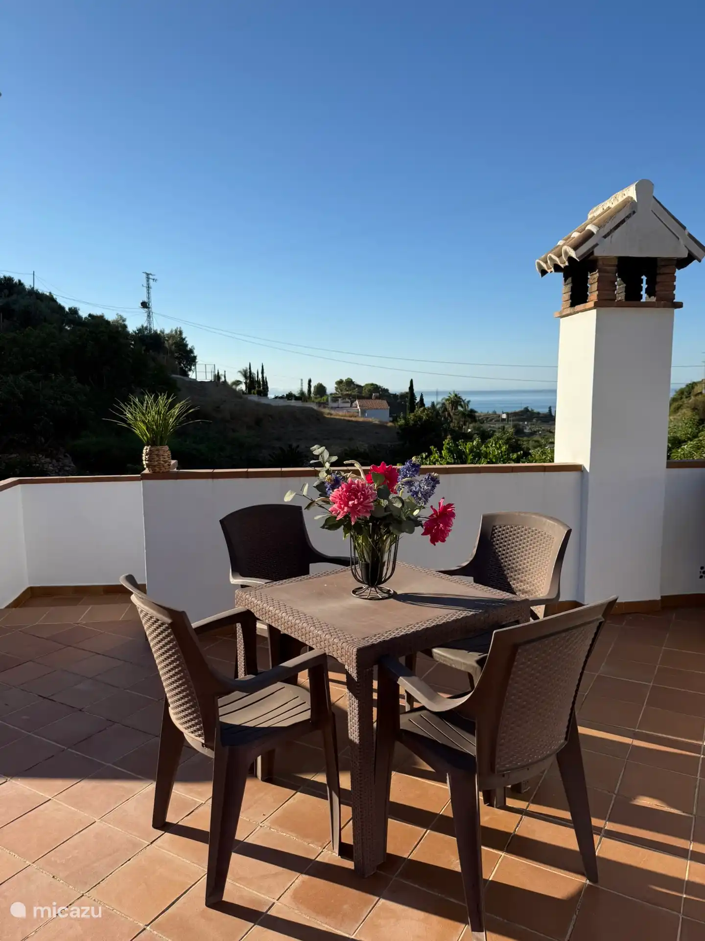 Vista al mar desde la terraza de la azotea