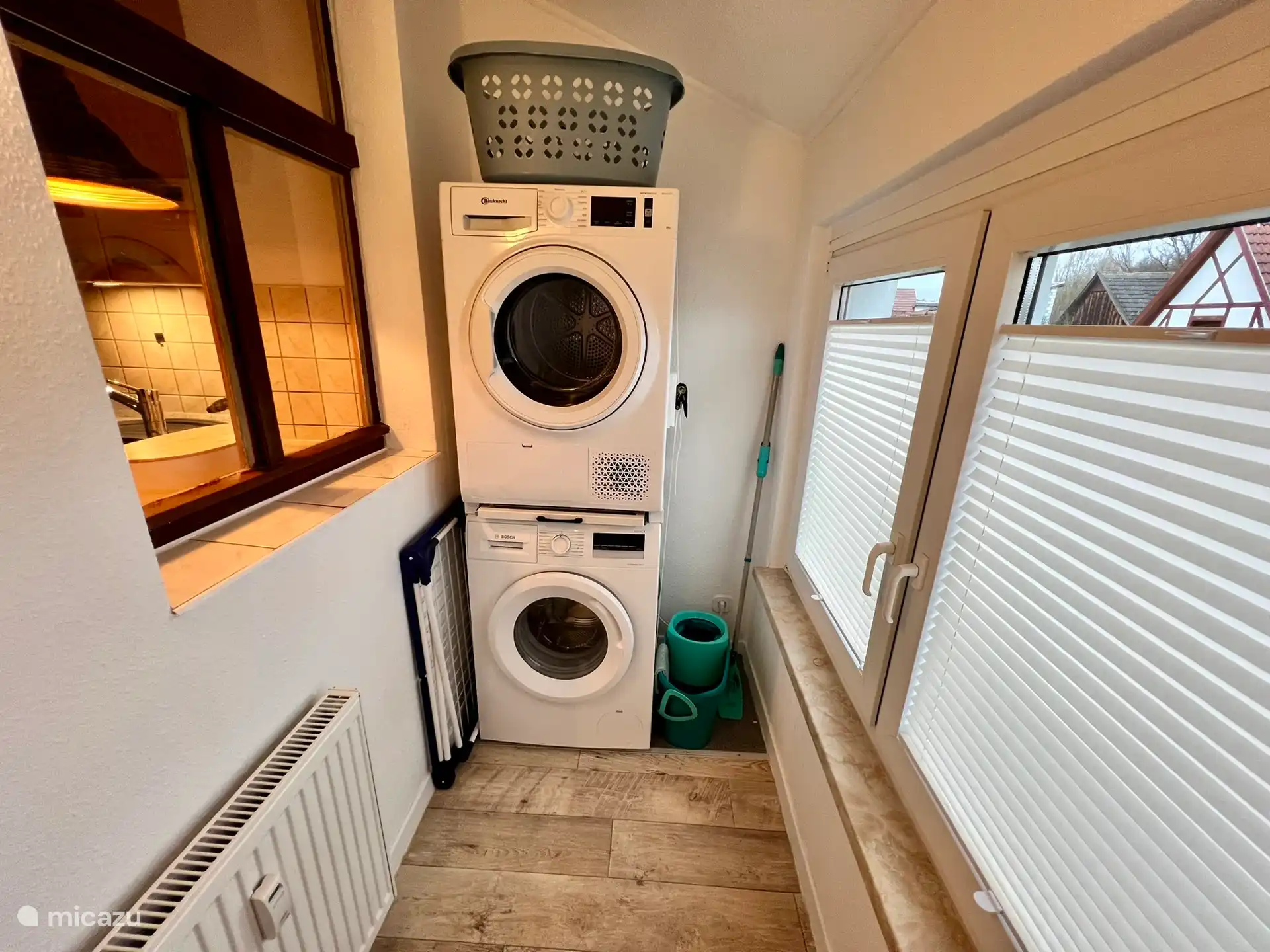 Waschmaschine und Trockner