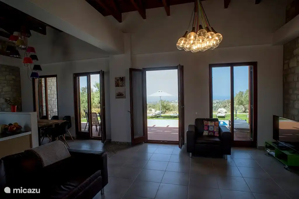 Sitz- und Essbereich