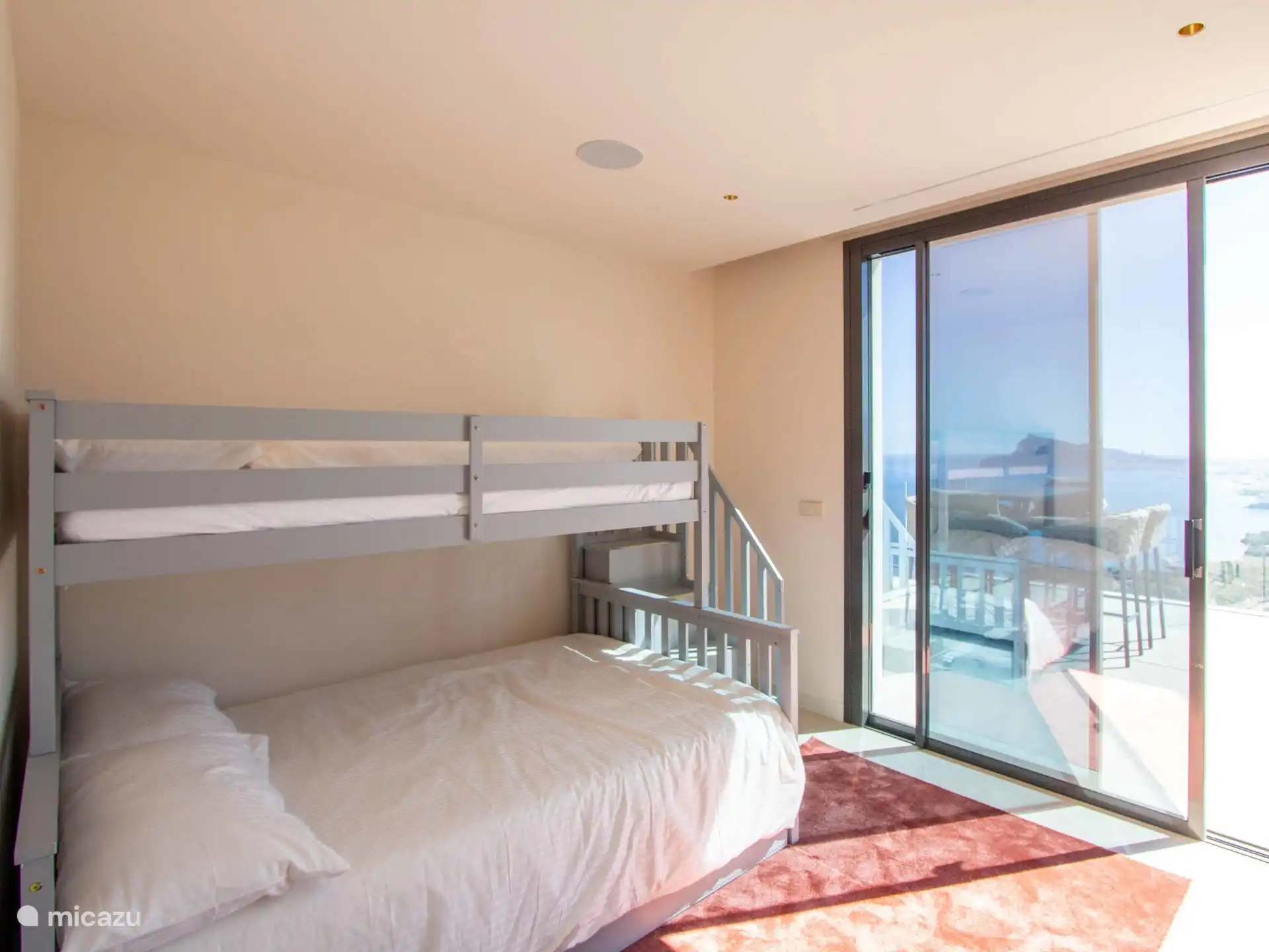 Villa El Sueño - Slaapkamer met stapelbed