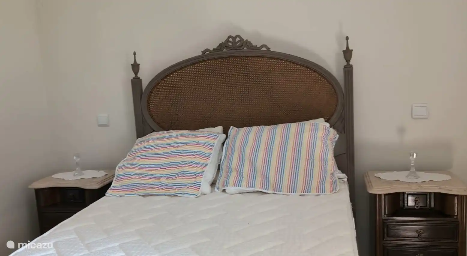 Bett Hauptschlafzimmer