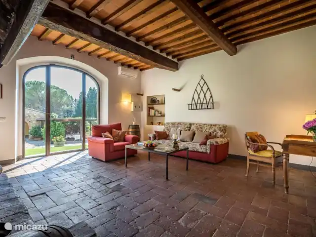 Wandelen, Italië, Toscane, Covigliaio Firenze, villa Villa Valle Serena 13. Villa Valle Serena