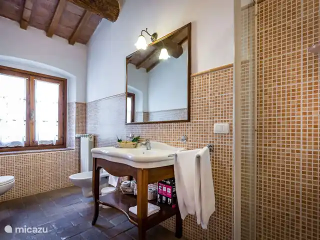 Wandelen, Italië, Toscane, Covigliaio Firenze, villa Villa Valle Serena 33. Villa Valle Serena