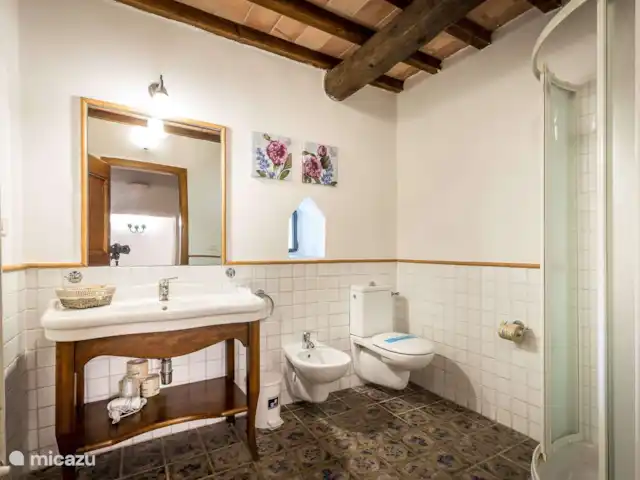 Wandelen, Italië, Toscane, Covigliaio Firenze, villa Villa Valle Serena 31. Villa Valle Serena