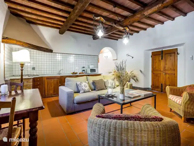 Wandelen, Italië, Toscane, Covigliaio Firenze, villa Villa Valle Serena 17. Villa Valle Serena