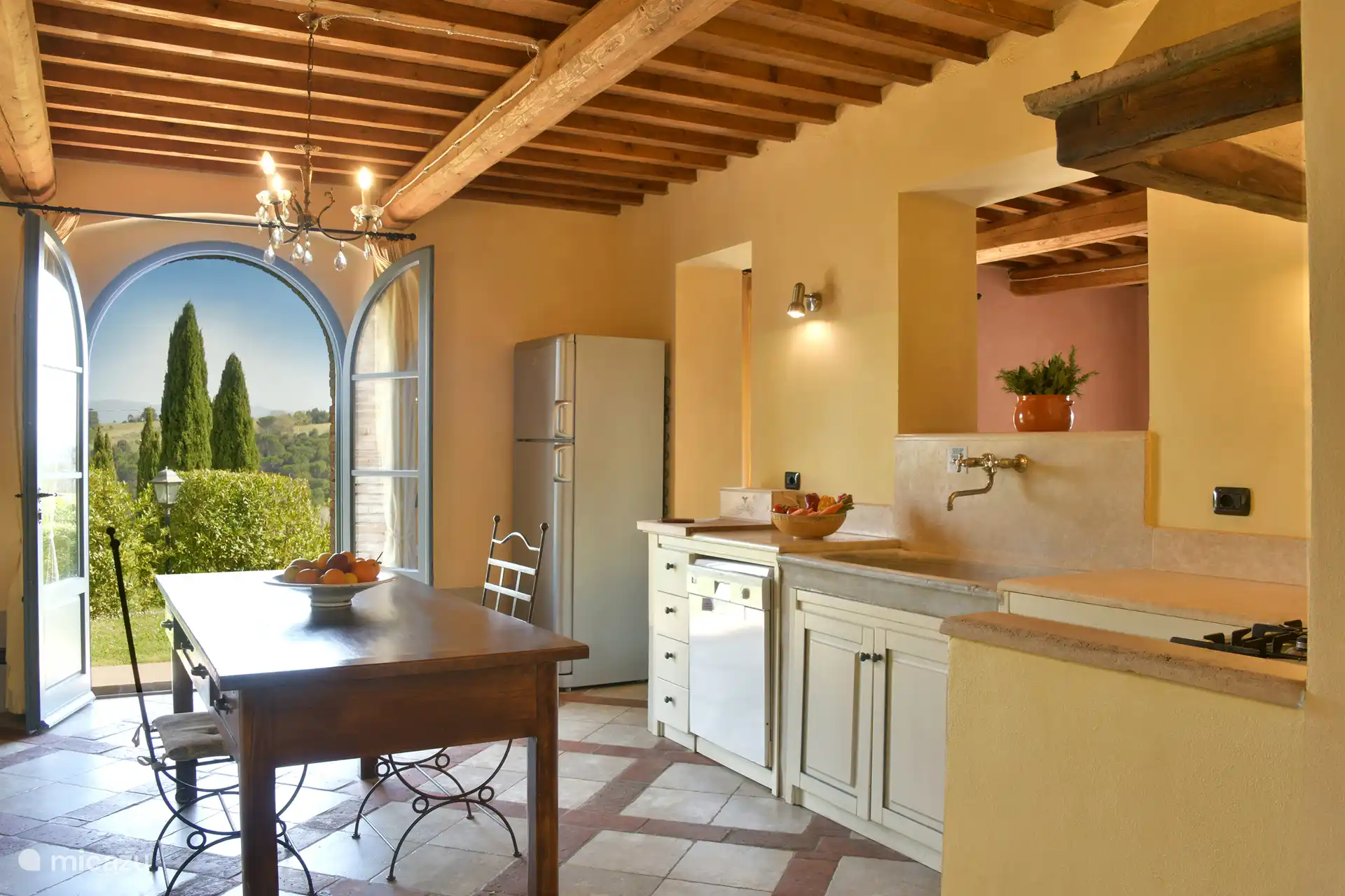 13. Villa Piazza dei Miracoli