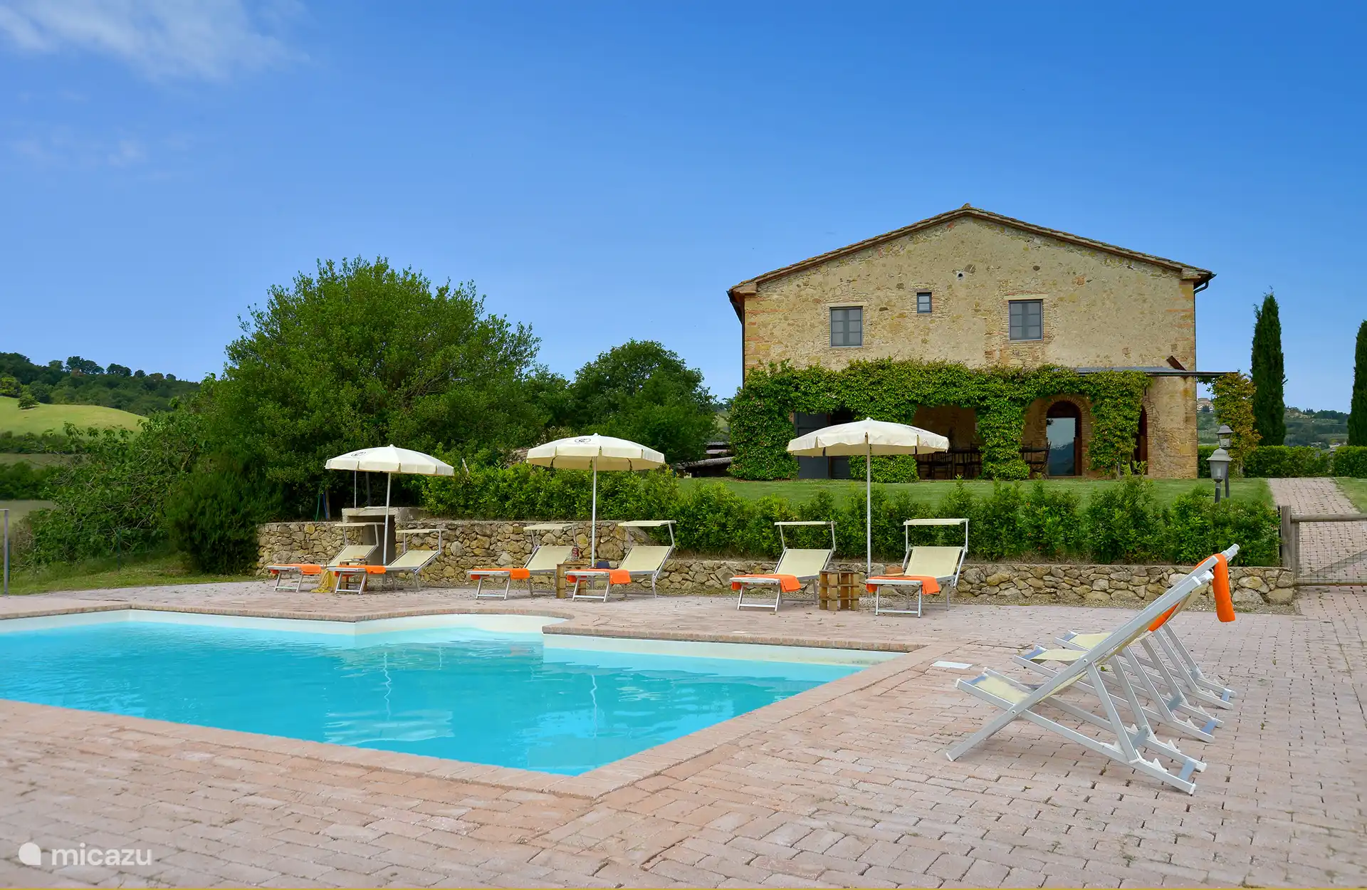 3. Villa Piazza dei Miracoli