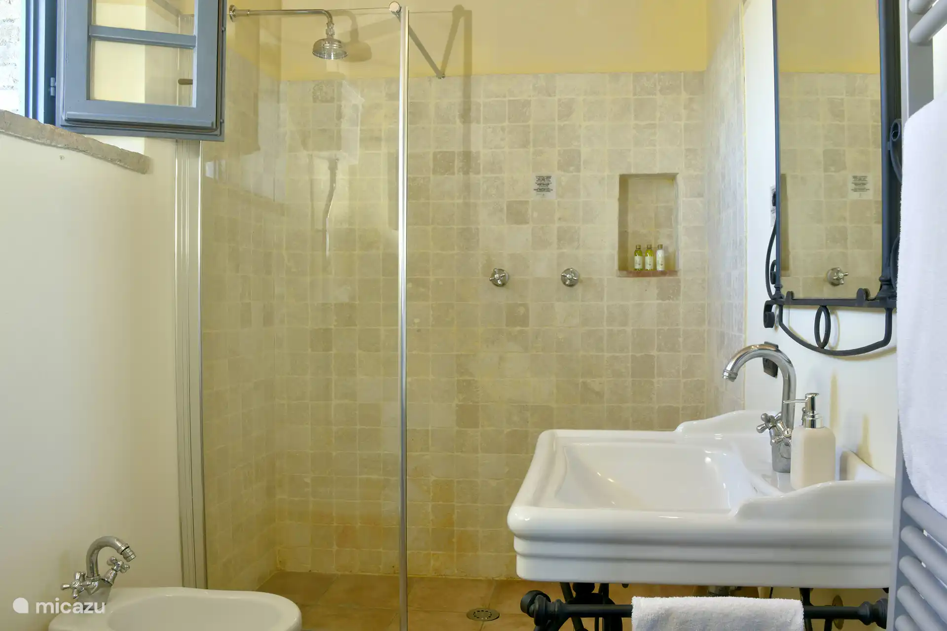 27. Villa Piazza dei Miracoli