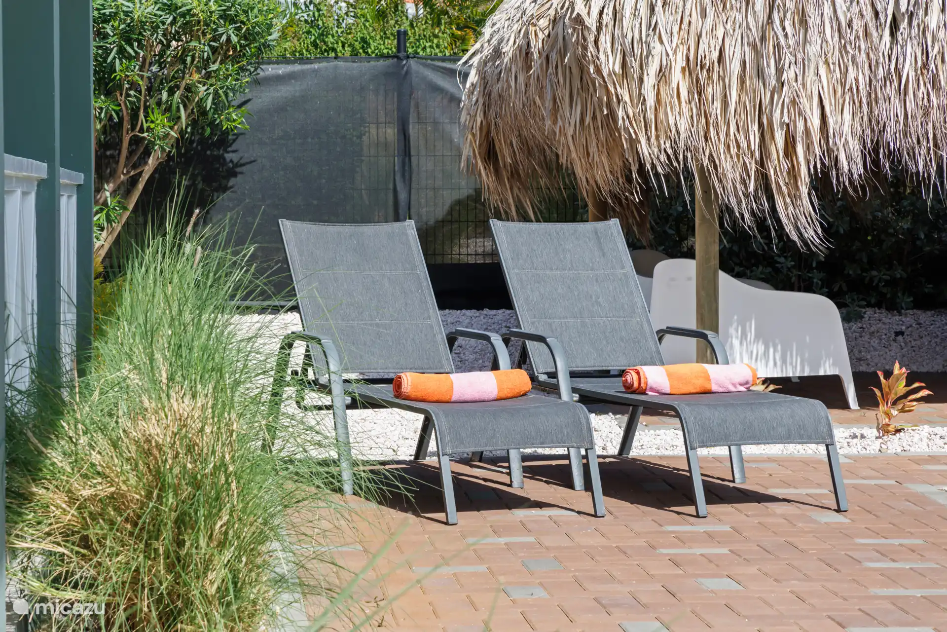 Sonnenliegen Villa 1