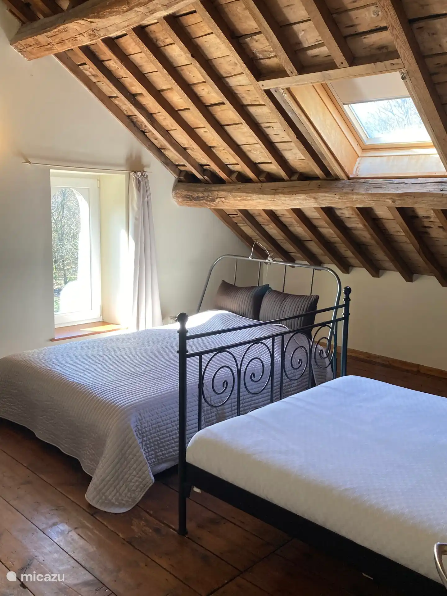 Dormitorio de arriba