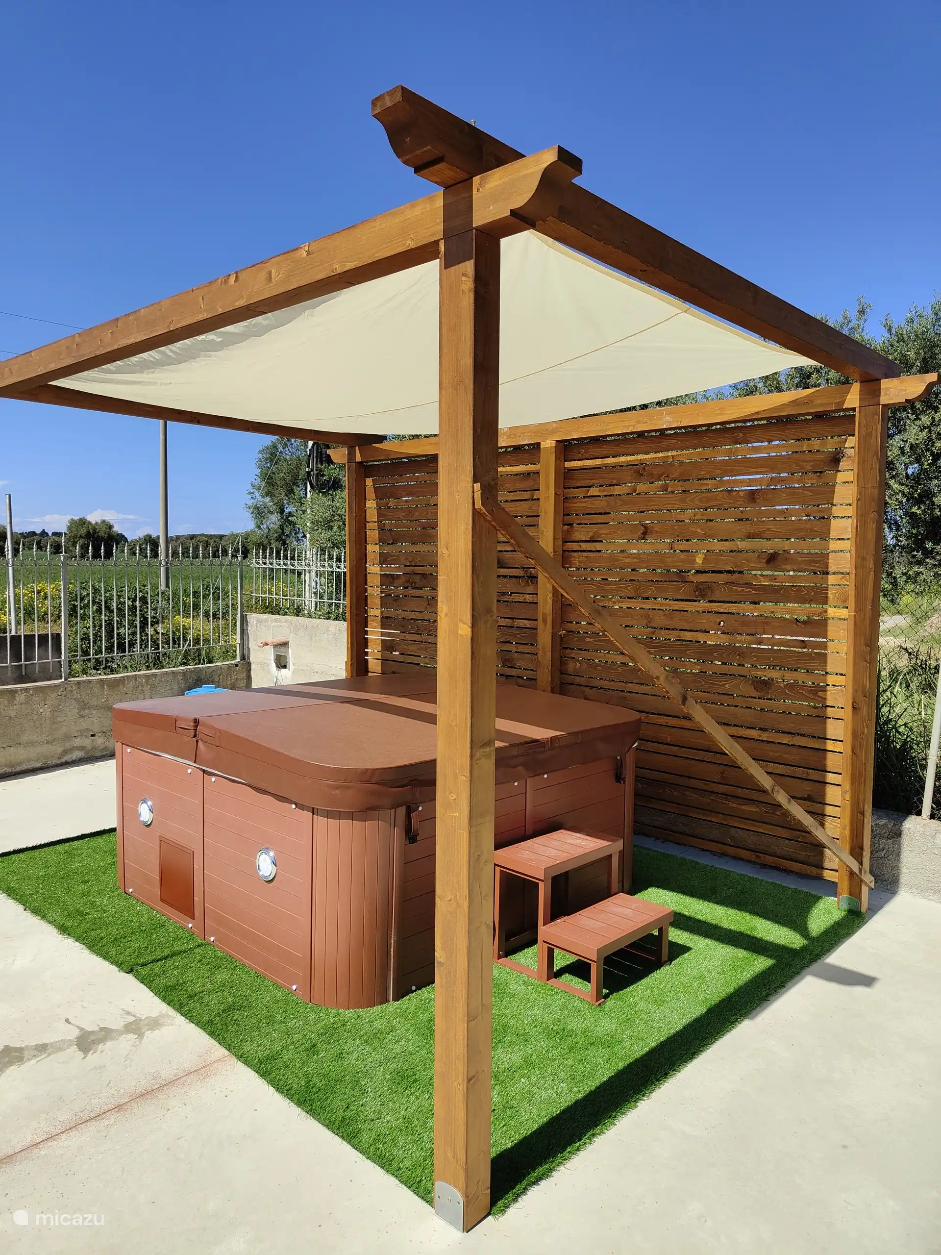 Whirlpool zum Entspannen 
Kann gegen Aufpreis gebucht werden 