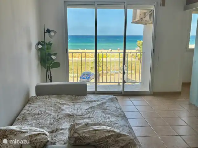 Location de Vacances France, Pyrénées-Orientales, Saint-Cyprien, appartement - Appartement Vue Mer Saint Cyprien  Canapé-lit dans le salon