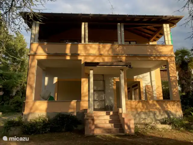 Villa Giulia Vista Verde | Italie, Lad Majeur, Porto Valtravaglia - villa Villa de façade