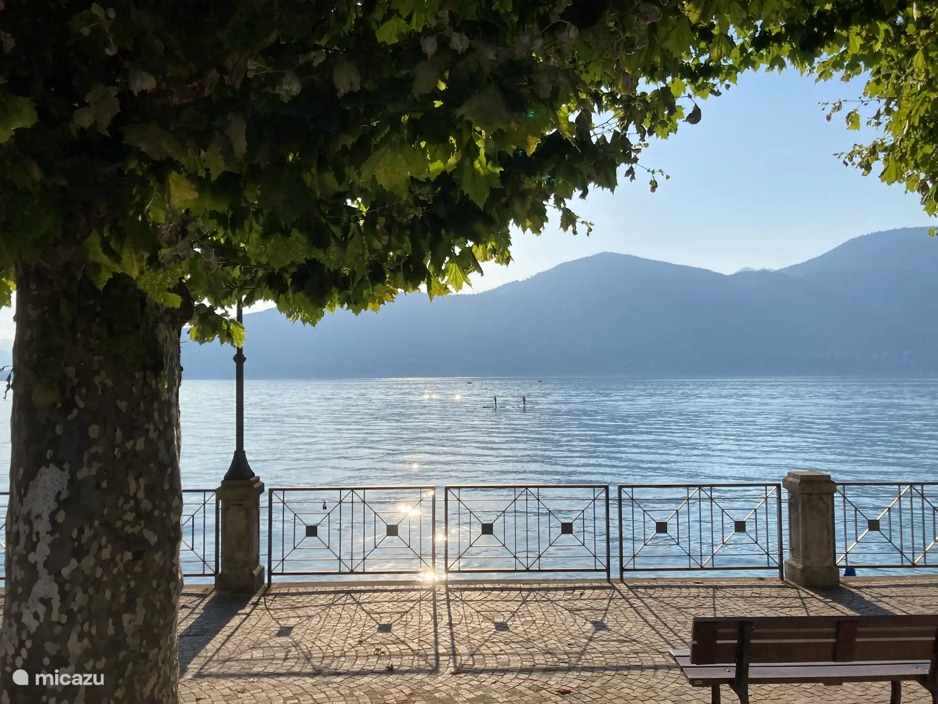 Boulevard am Ende des Nachmittags