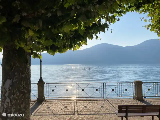 Villa Giulia Vista Verde | Italie, Lad Majeur, Porto Valtravaglia - villa Boulevard en fin d’après-midi