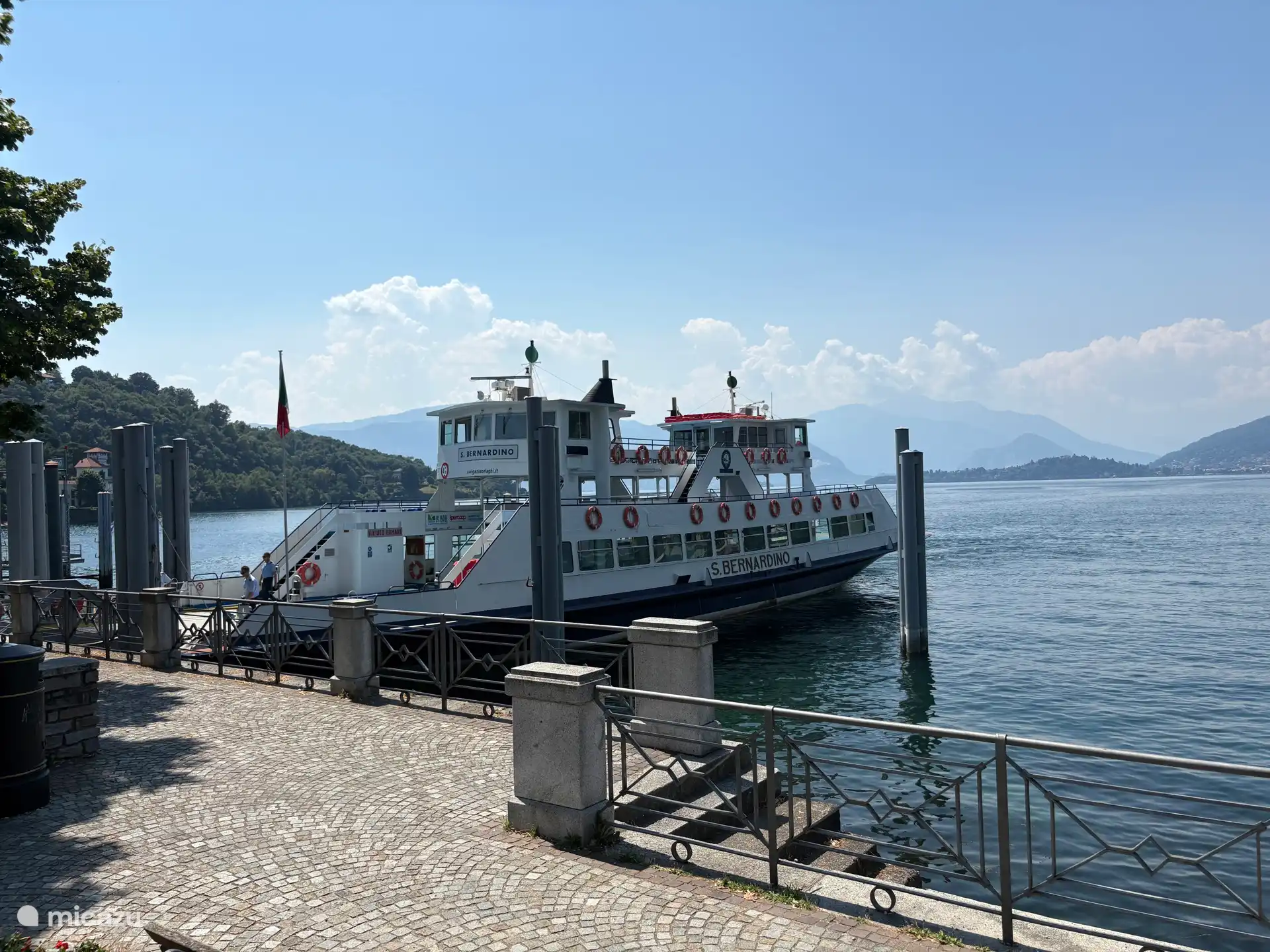 die Fähre von Laveno Mombello nach Verbania
