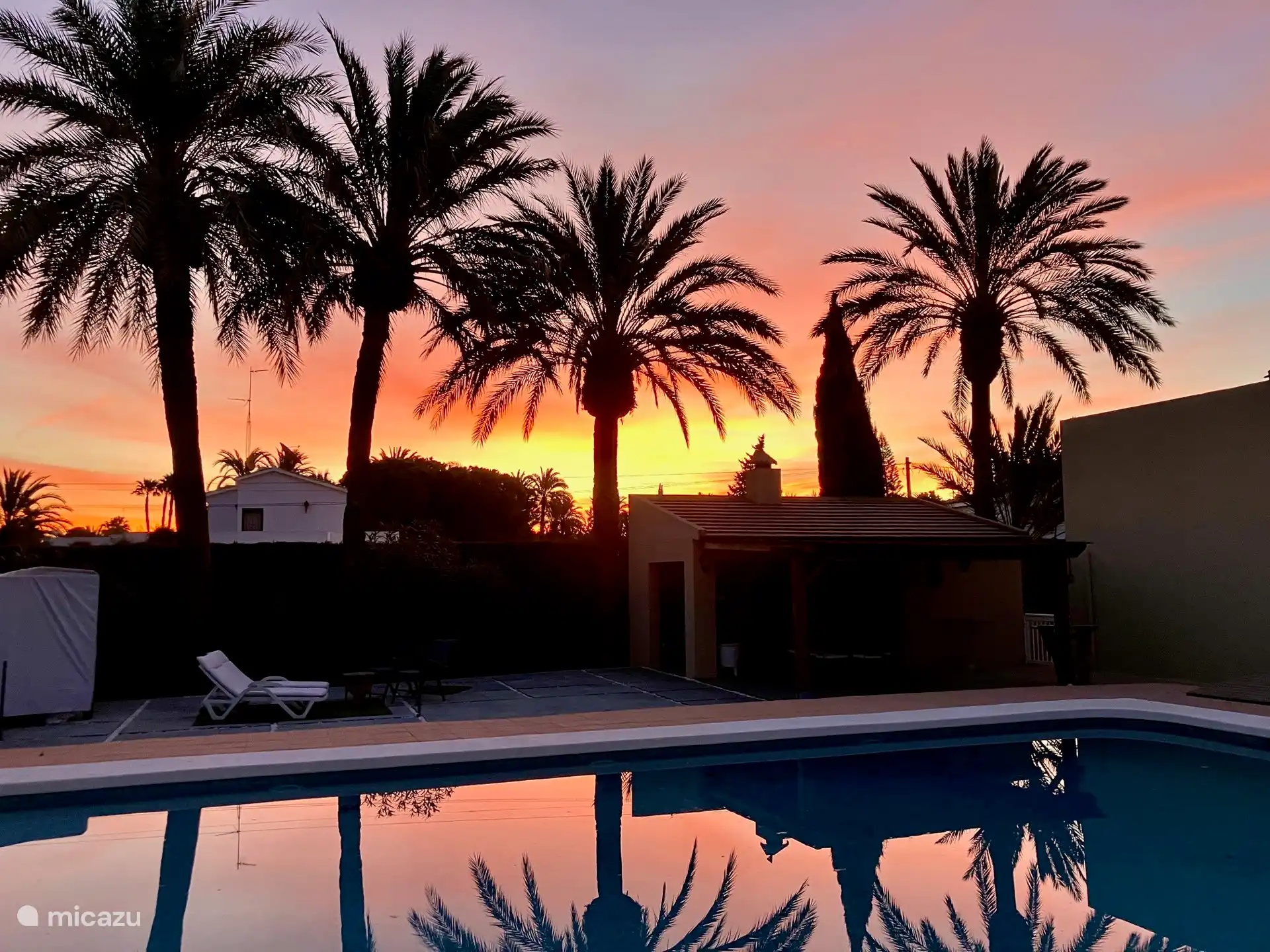 Zonsopgang in de villa.