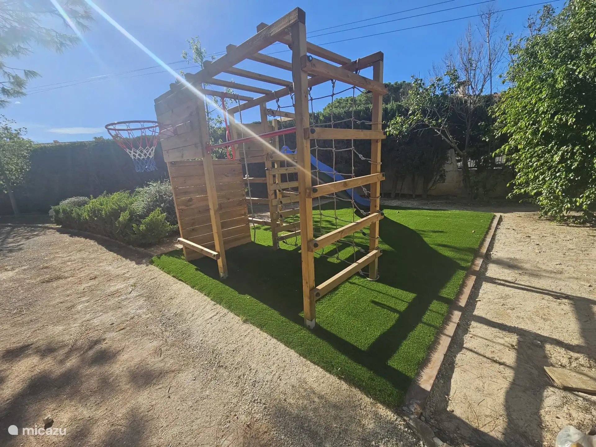 Schommelgebied voor kinderen.