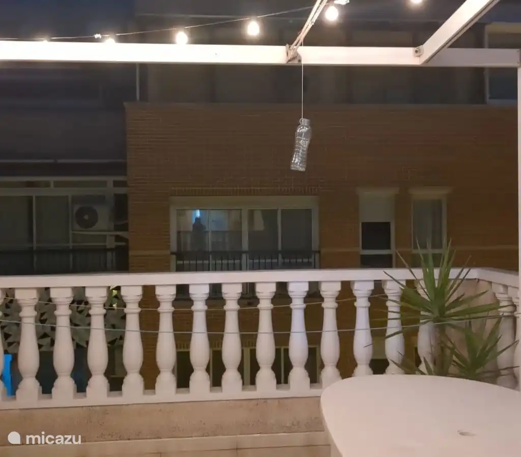 PENTHOUSE IN CONCORDIA VLAKBIJ HET STRAND
