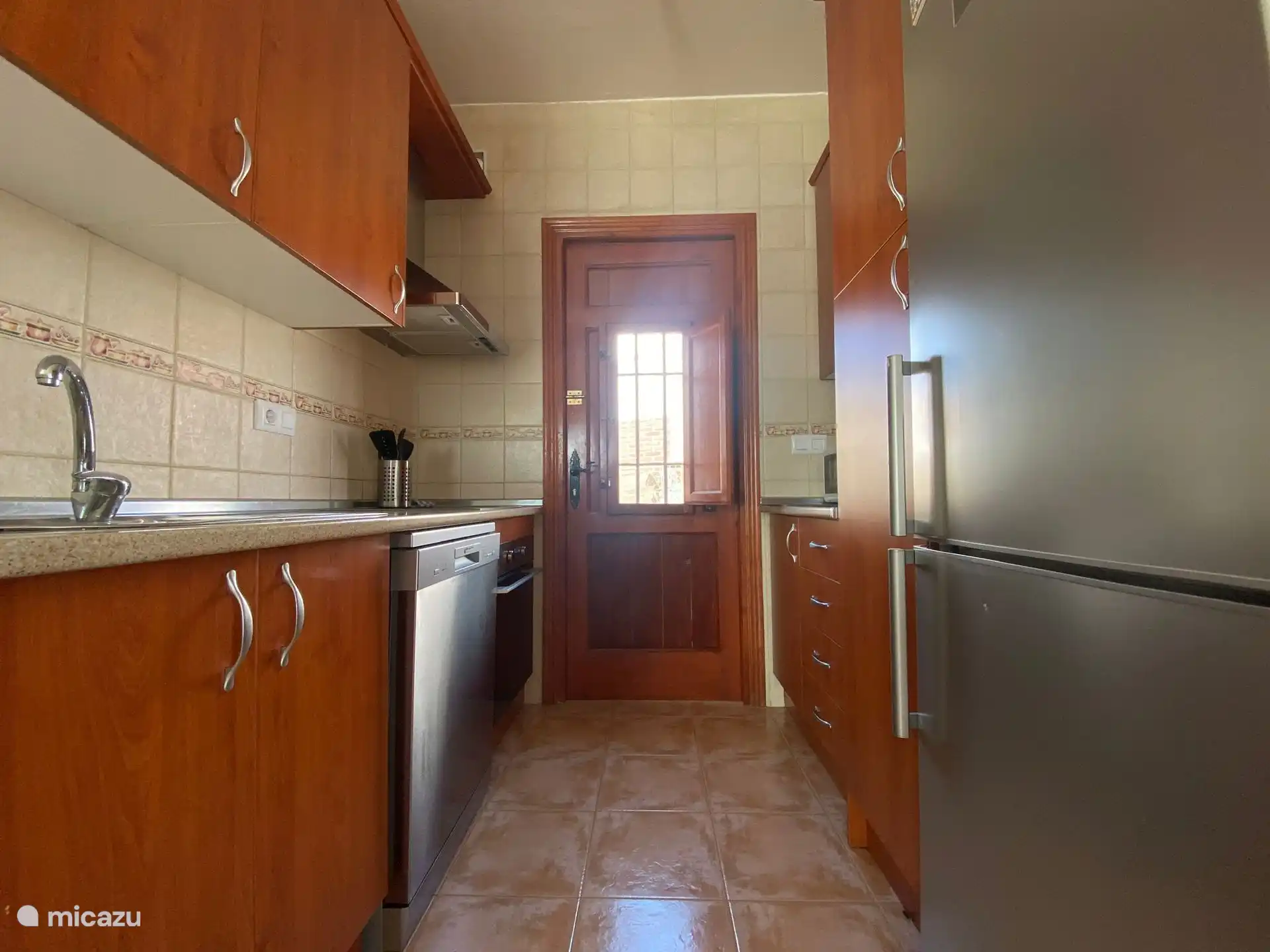 Voll ausgestattete Küche