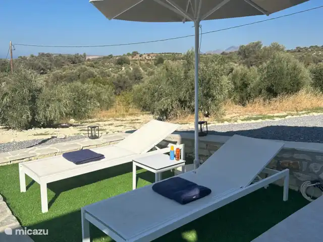 Villa Sichi | Grèce, Crète, Rethymnon - villa Détendez-vous sur la chaise longue.