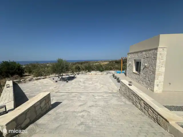 Villa Sichi | Grèce, Crète, Rethymnon - villa Espace pour 2 voitures.