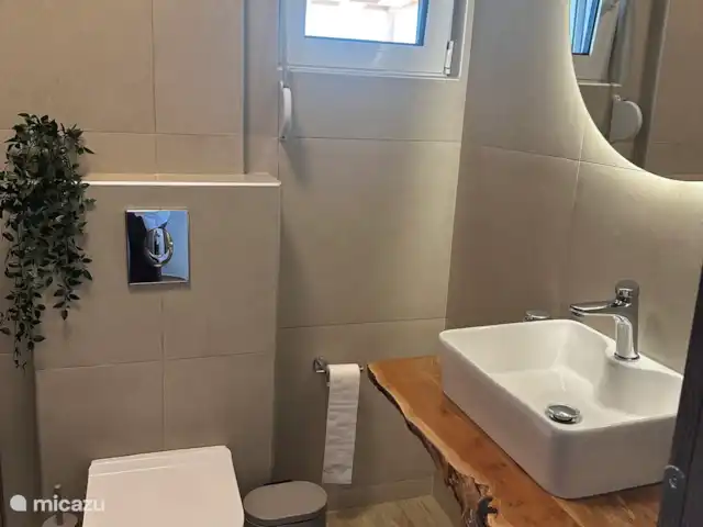 Villa Sichi | Grèce, Crète, Rethymnon - villa La salle de bain privée dans la chambre principale.