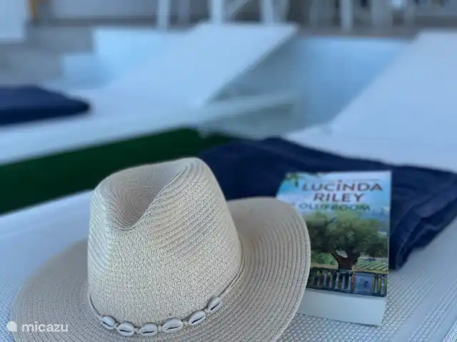 Villa Sichi | Grèce, Crète, Rethymnon - villa Détendez-vous au bord de la piscine.