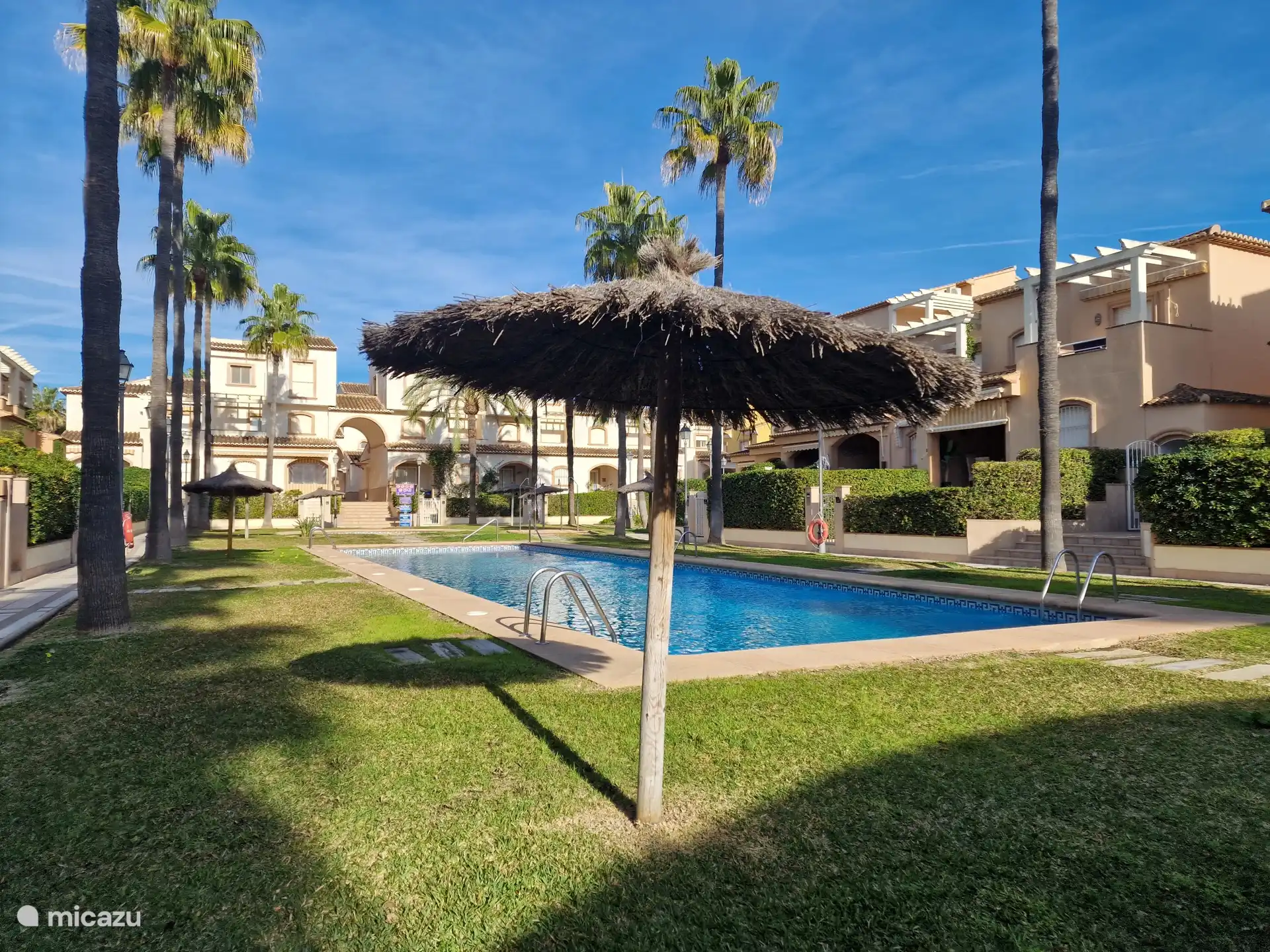 Poolfoto der Urbanisation