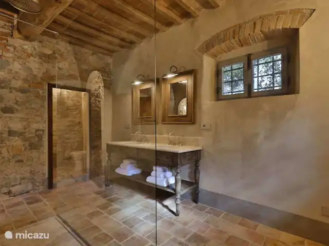Villa Gioia en Italia, Umbría, Tavernelle - villa 46. Villa Gioia