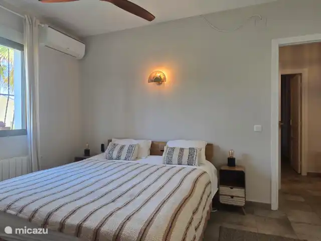 Can Pipp | Espagne, Costa Blanca, Orba - villa Chambre 2 avec salle de bain partagée.