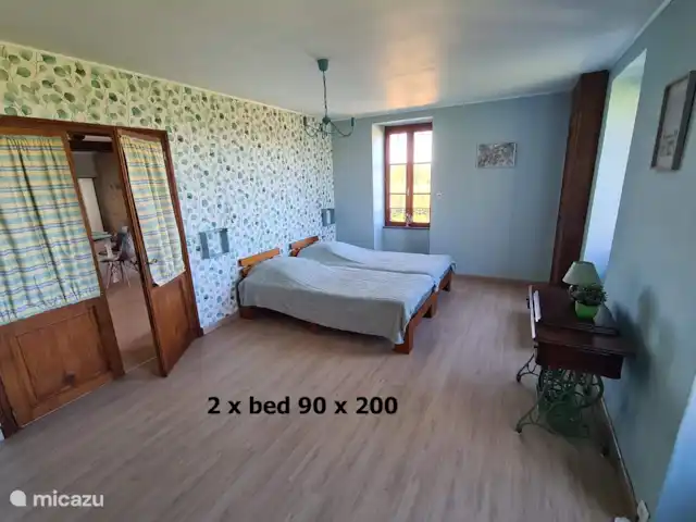 Gîte avec vue panoramique        | France, Nièvre, Mont-et-Marré - gîte / cottage Chambre à coucher en bas