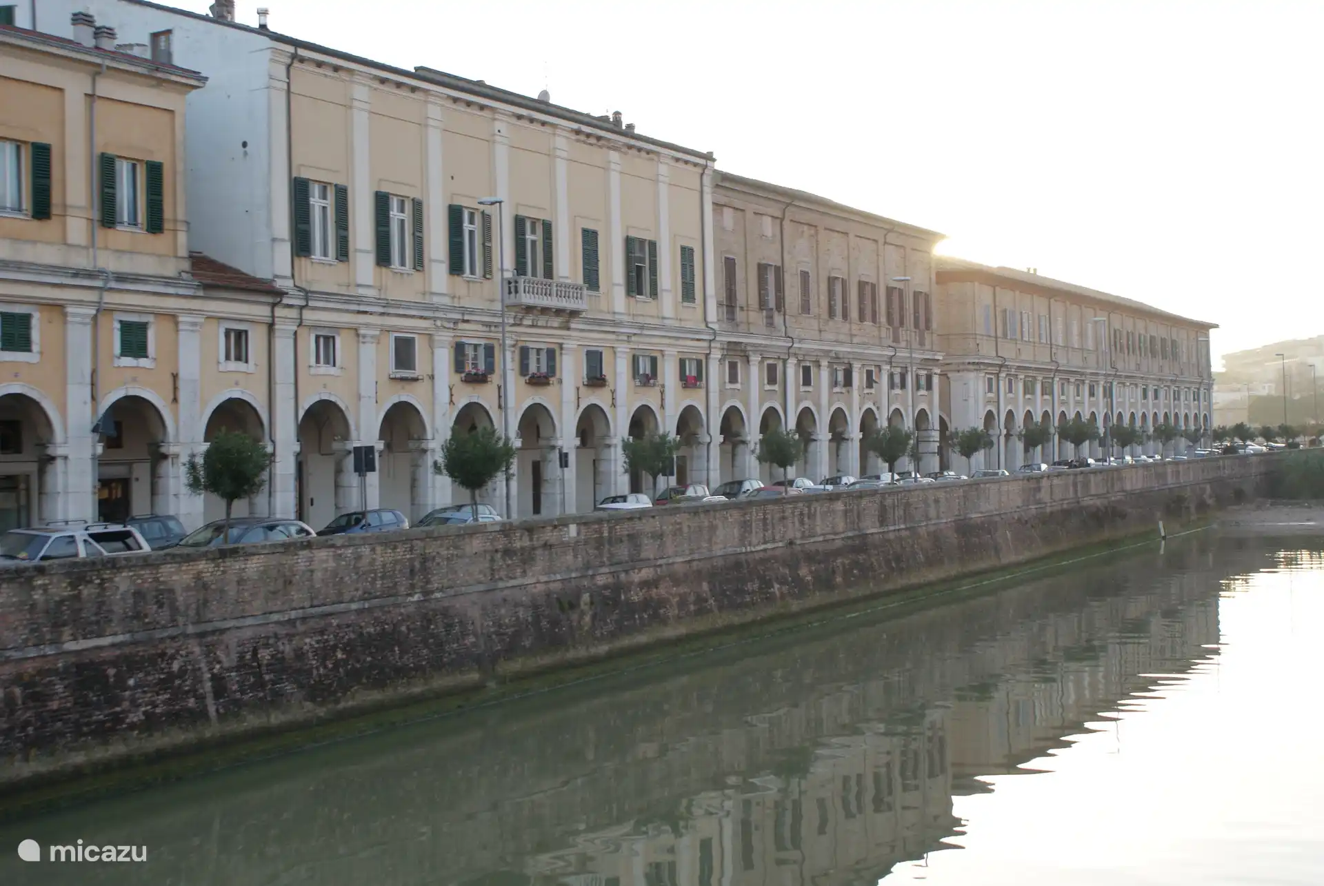Senigallia - alte Hafenstadt mit jährlichem Sommer-Jamboree.