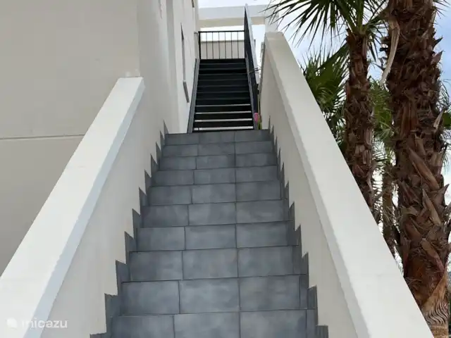 Ático Gloria con vistas al mar en España, Costa Cálida, Puerto de Mazarrón - penthouse Escaleras a la propiedad y solárium