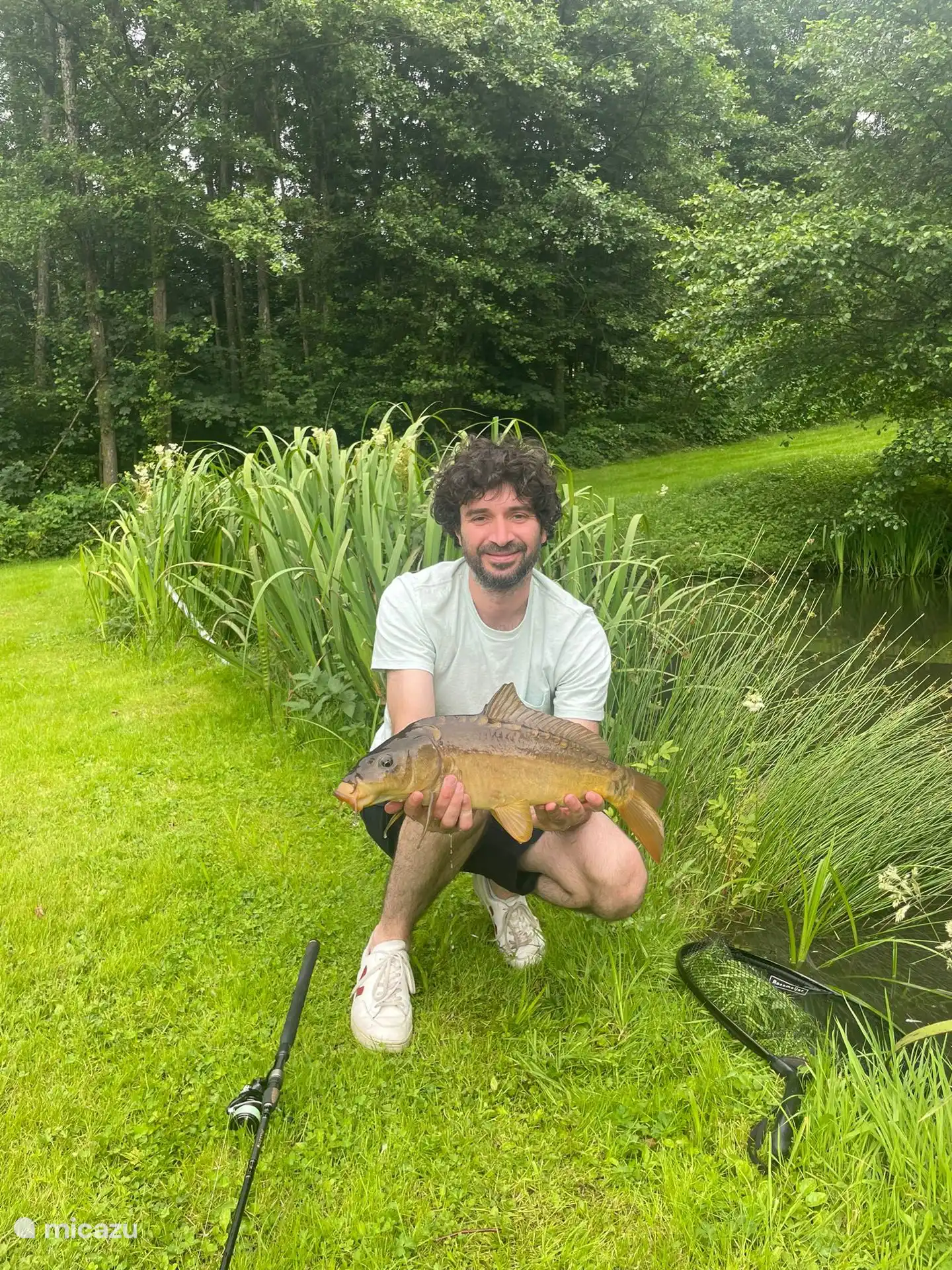 Genomen door een visser. Maar vissen No kill dus we zetten het terug in de vijver